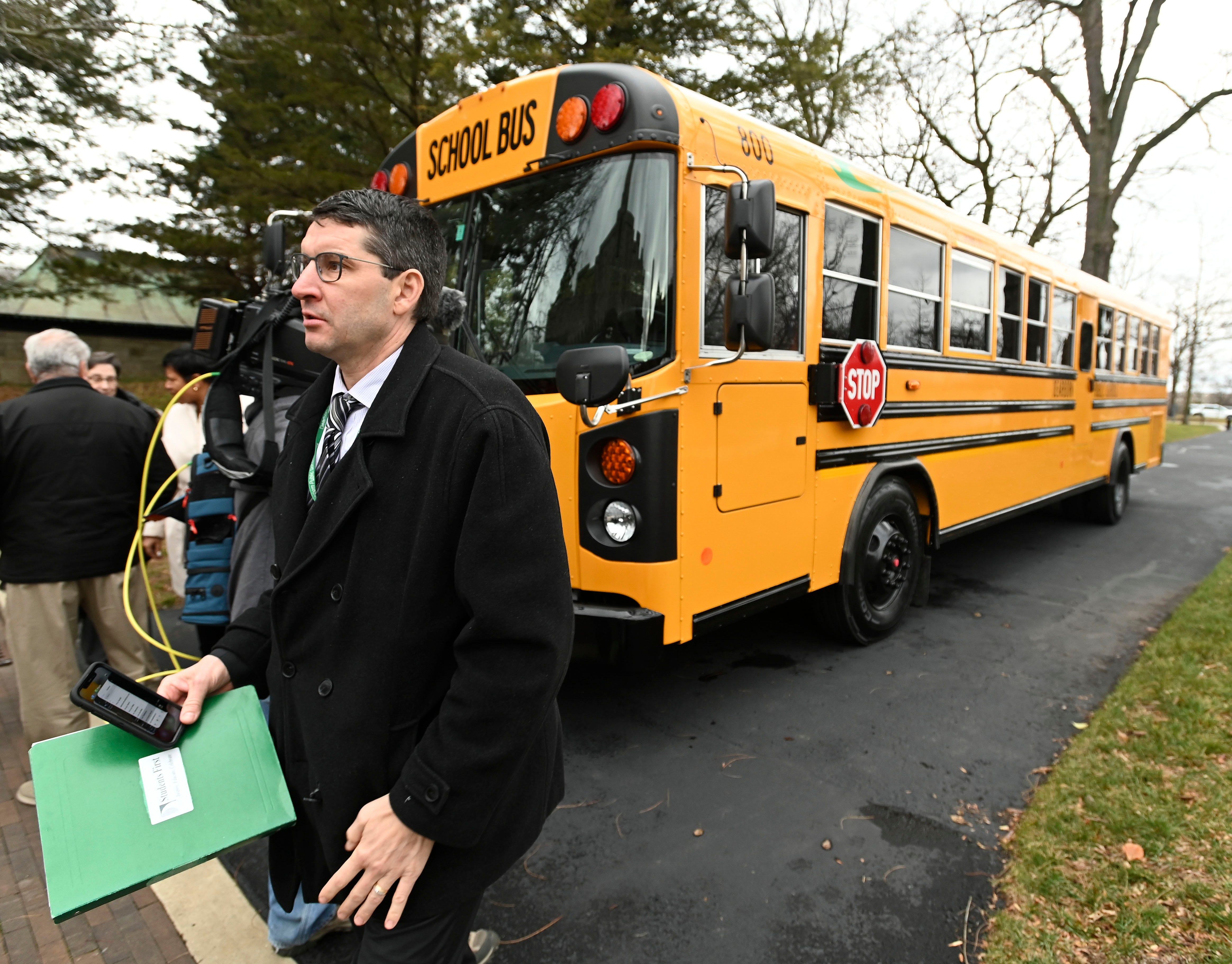 EPA Awards Michigan Schools $24M for Electric Buses - Vimarsana News